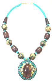 Stylish Nepali Pendent Necklace in Turquoise