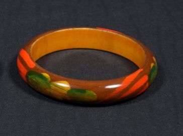 Channapatna wood bangles